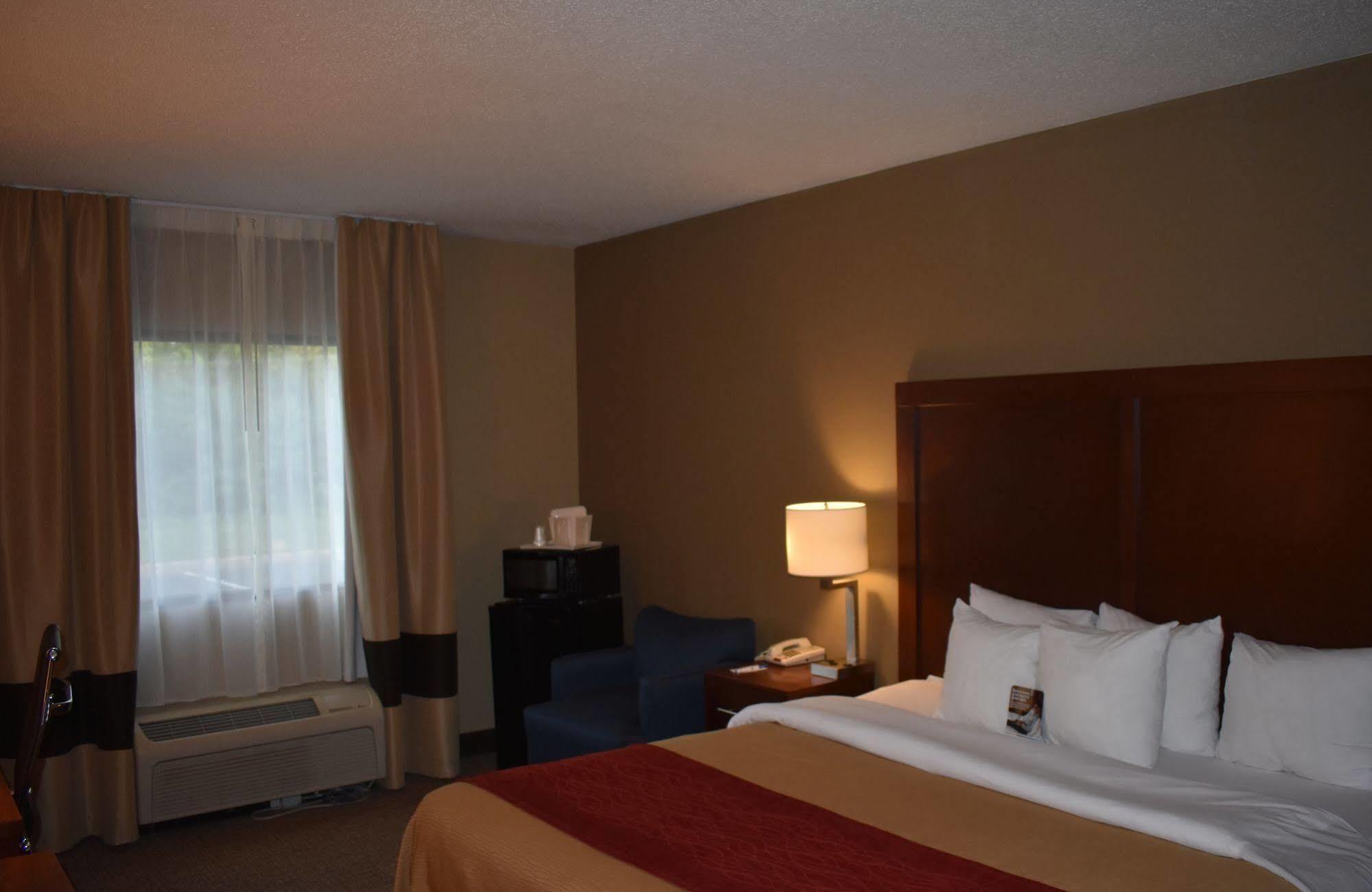 Comfort Inn Bordentown Near Nj Turnpike Экстерьер фото